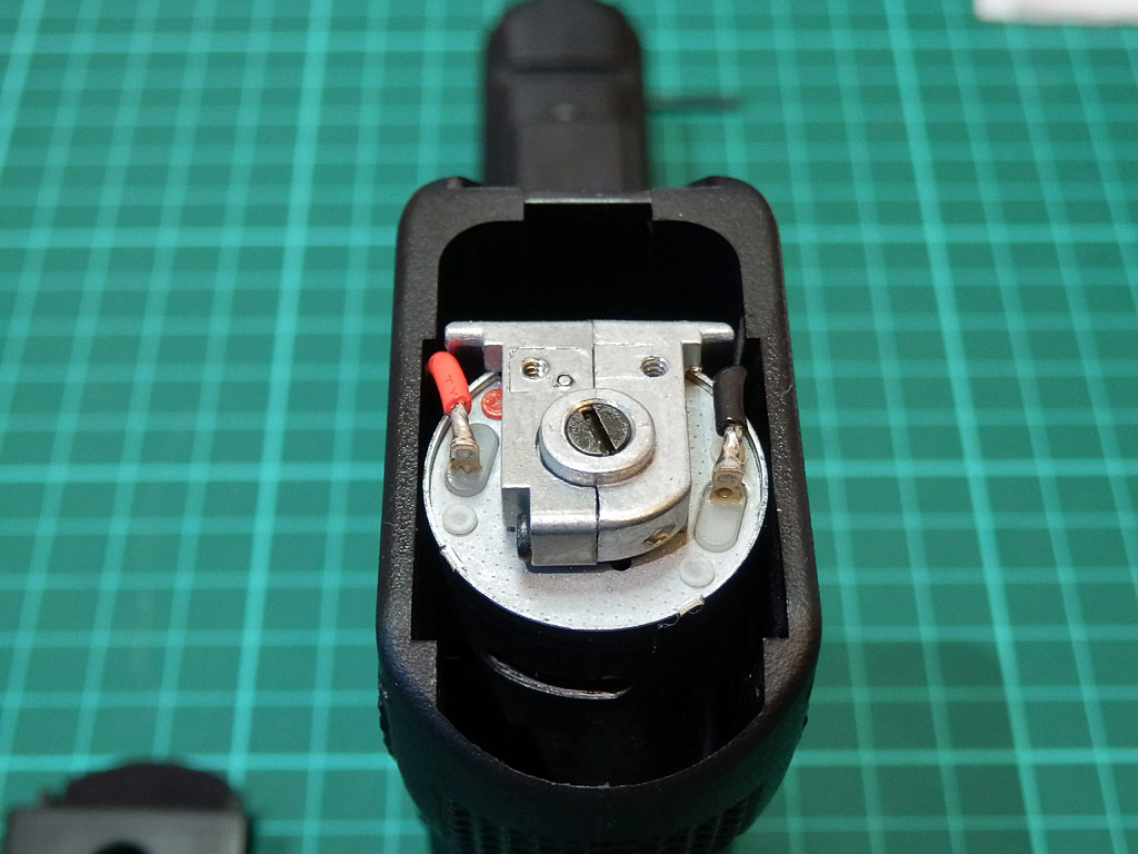 プチカスタム 電動ハンドガン グリップ塗装 SBD取付 電動ハンドガンへ