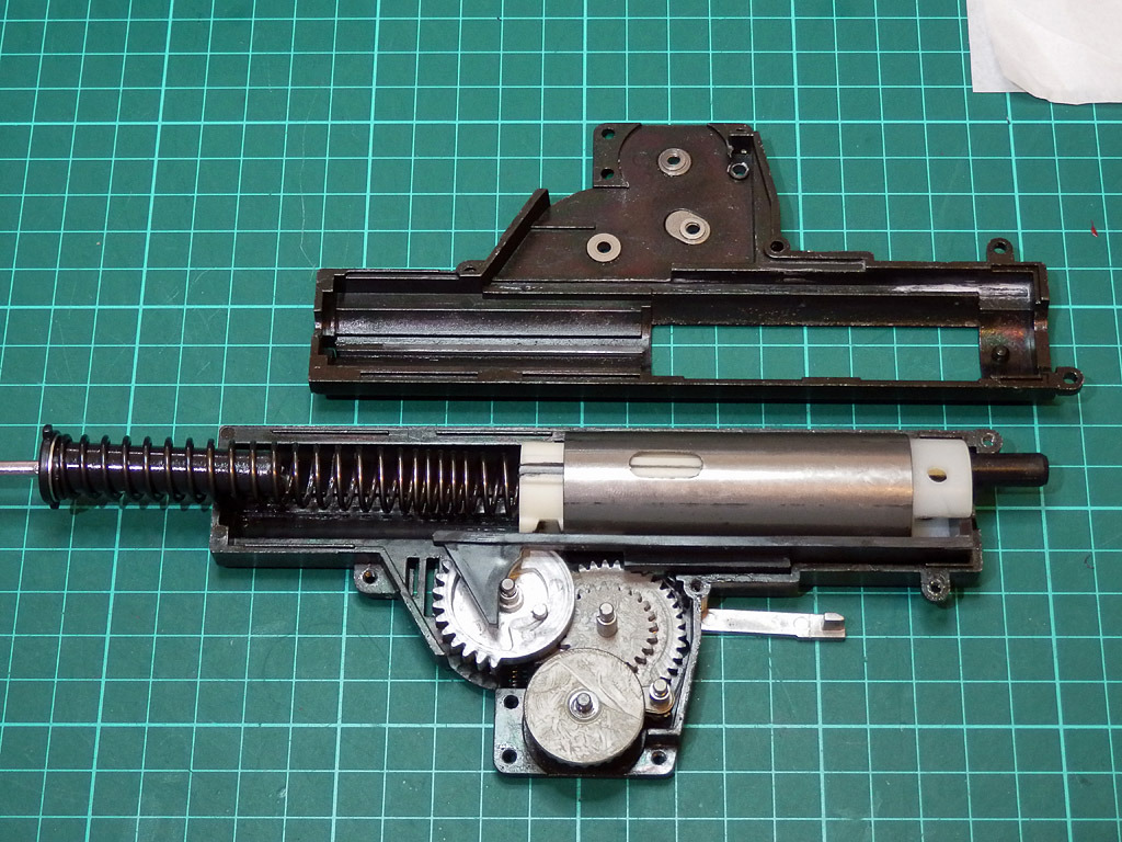 マルイ P90ハイサイクルのカスタム その1: ～Pavement to